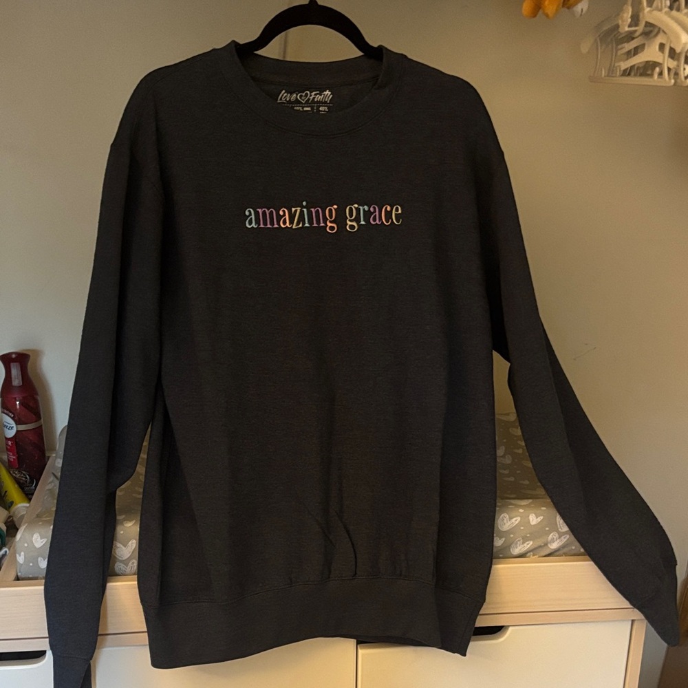 LOVE AND FAITH “amazing grace” VIRAL SWEATSHIRT, Crewneck